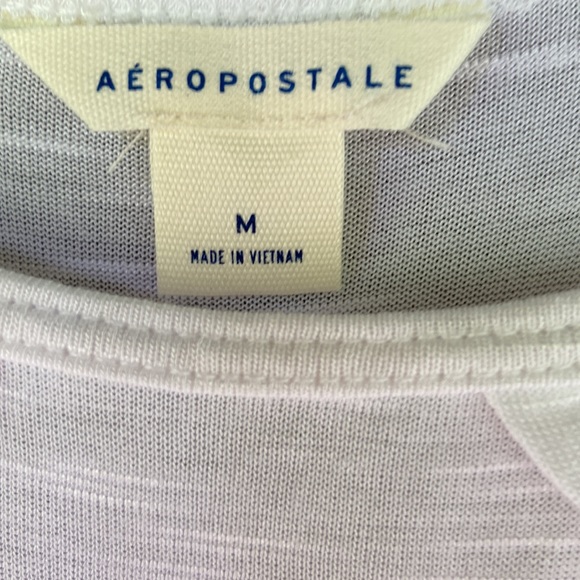Aeropostale- Womens white razor-back - side ruffle top - size M - Picture 4 of 5